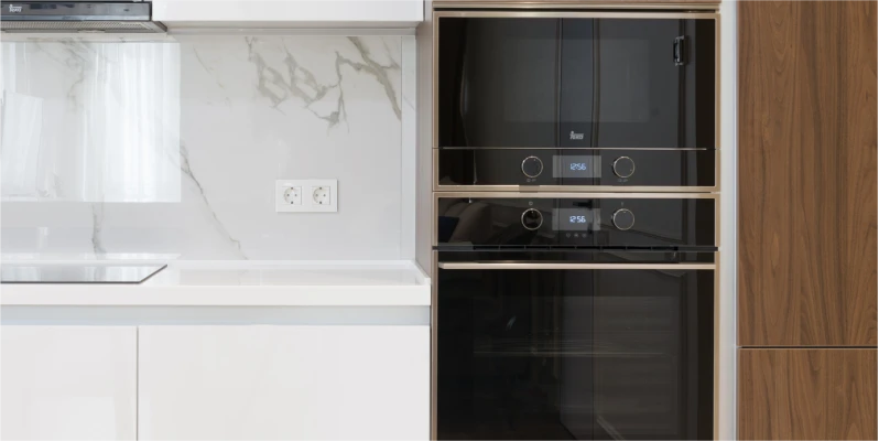 Microwave oven emitting EMF radiation